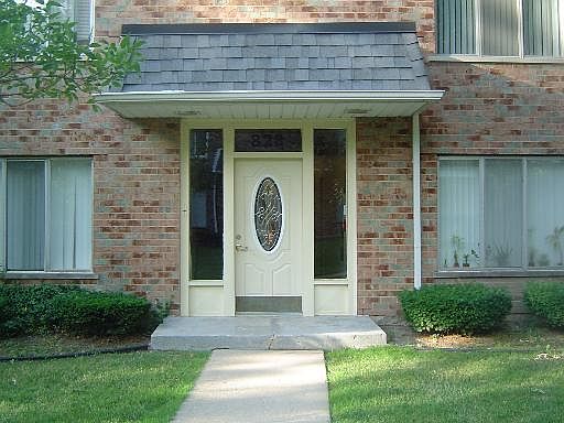 1st image of 828 Sandra Dr APT 4B