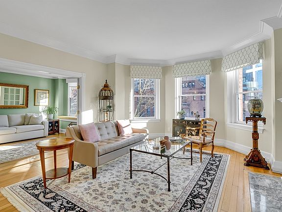 3rd image of 199 Marlborough St APT 301