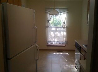 2795 Cedar Glen Dr #A, Arlington Heights, IL 60005