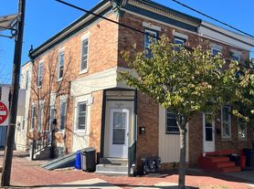 1223 S 10th St, Camden, NJ