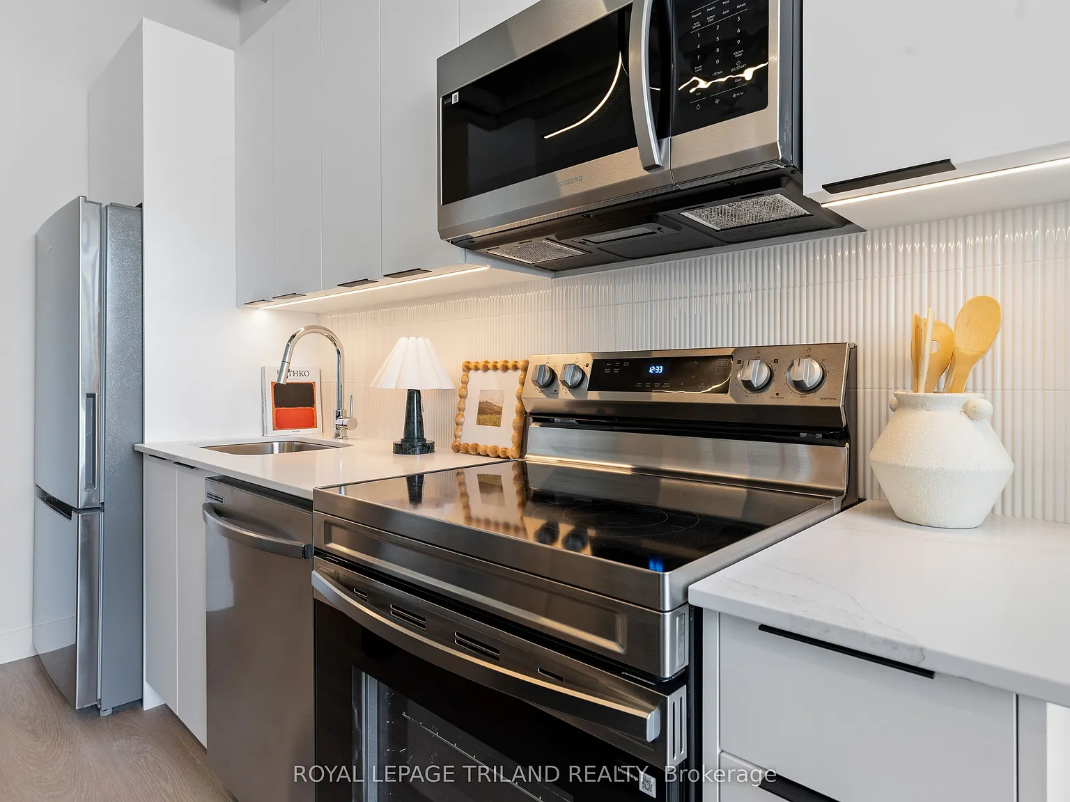 1 bed, $2,095 — Photo 3