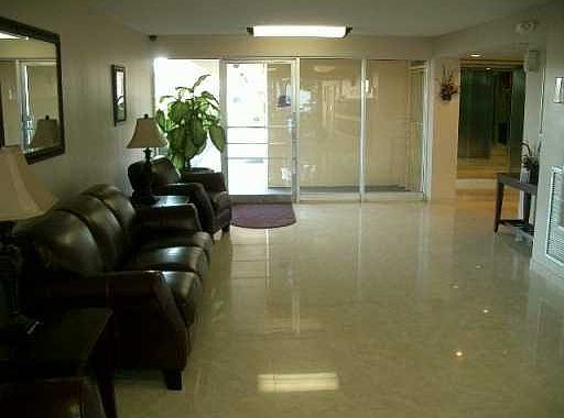 2nd image of 16400 NE 17th Ave APT 702