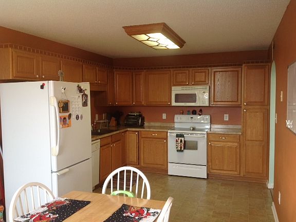 3rd image of 2105 Kks Ct