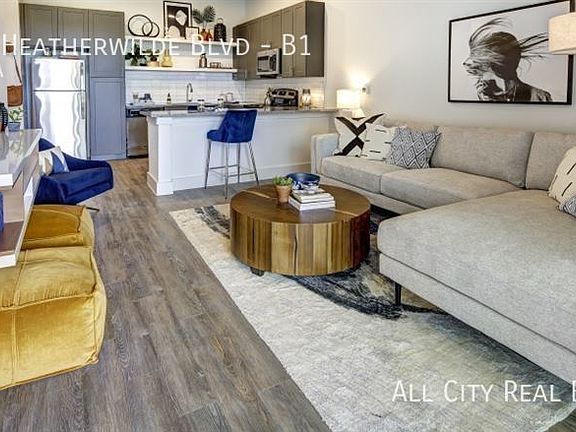 3rd image of 521 S Heatherwilde Blvd #B1