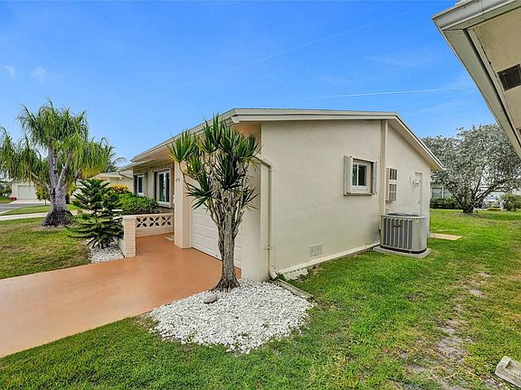 5th image of 6910 NW 14th Place