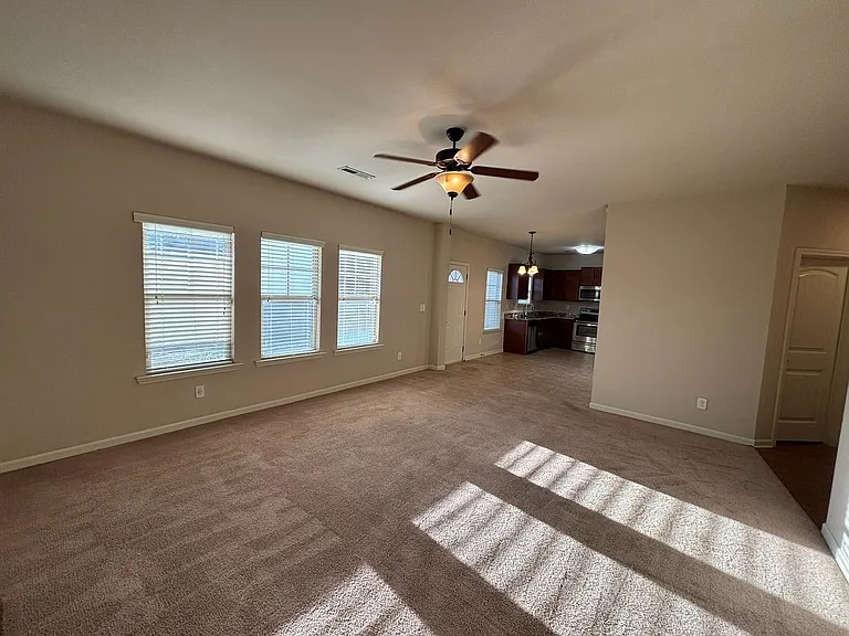 1322 Ingersoll Dr — Photo 8