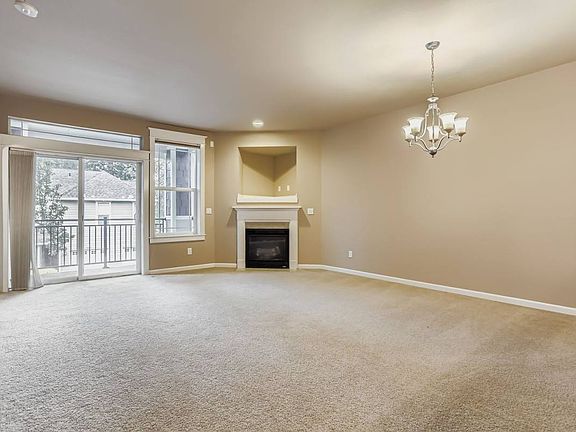 5th image of 3240 Summerlinn Dr