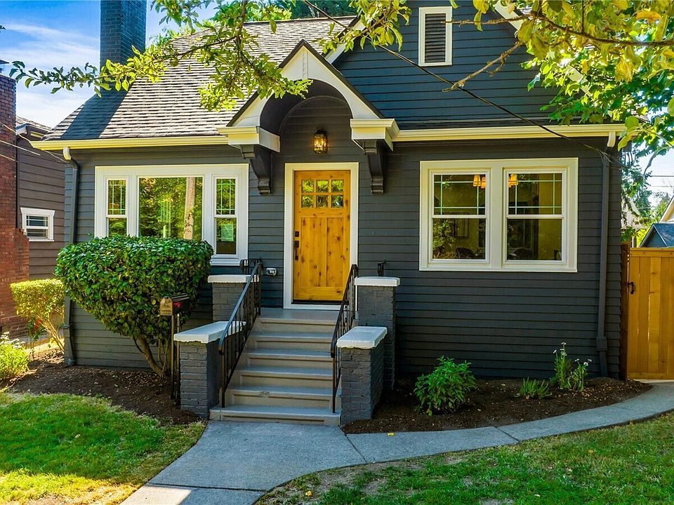 1st image of 3221 36th Avenue S