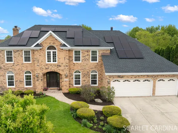 4042 Broadmoor Cir, Naperville, IL 60564