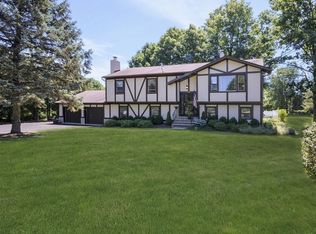 10 Snover Rd, Lafayette, NJ 07848