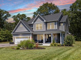 51 Kenyon Hill Trl, Richmond, RI 02898