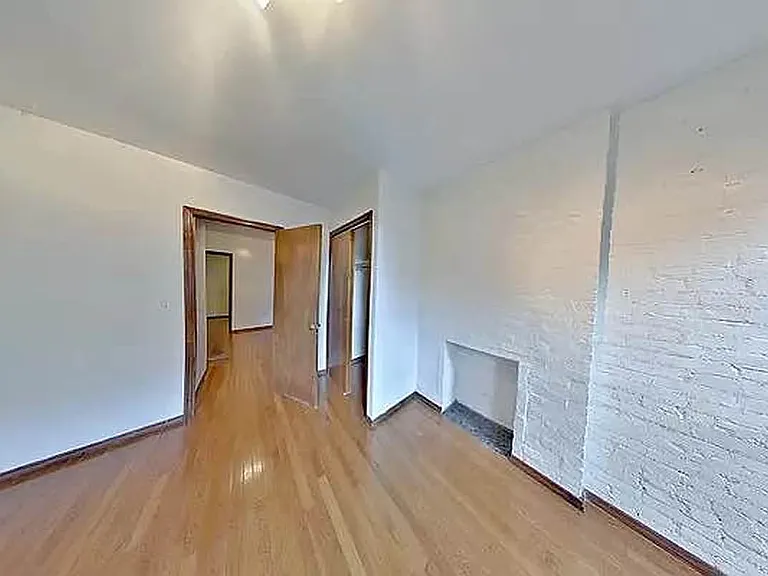 120 W 3rd St #16S — Photo 5
