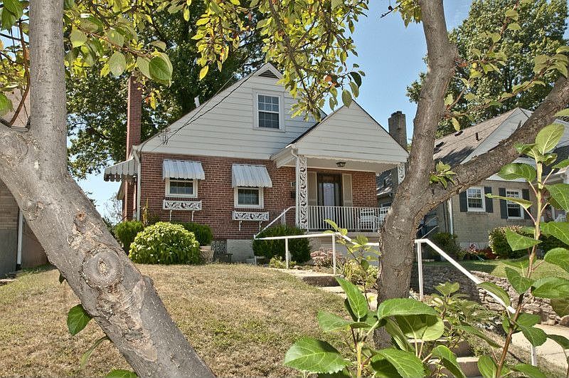 1st image of 3281 Brater Ave