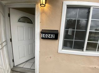 10242 Fernglen Ave, Tujunga, CA 91042