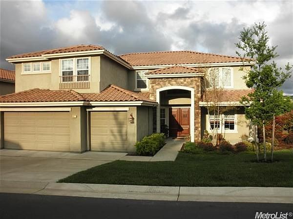 1st image of 4077 Redondo Dr