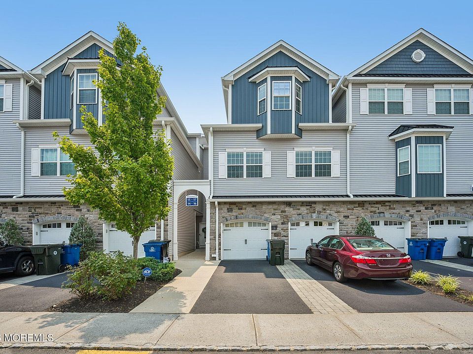 1st image of 16 Emily Ct