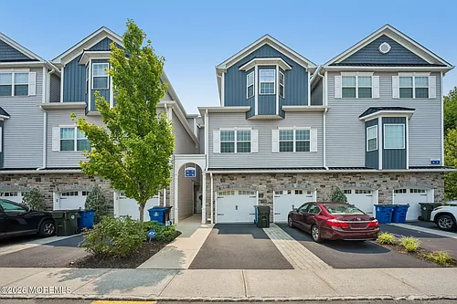 16 Emily Ct Photo 1