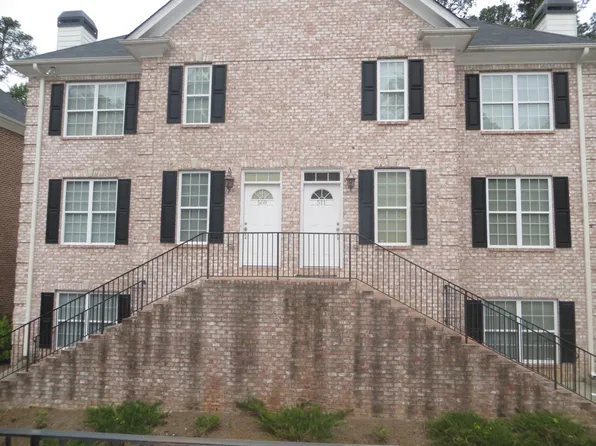 8949 Carroll Manor Dr, Sandy Springs, GA 30350