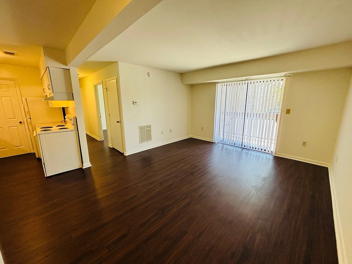 2 Bedroom, 1 Bath Condo — Photo 2