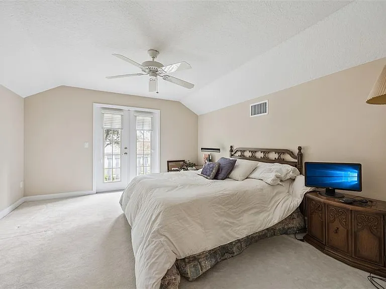 8742 Southern Breeze Dr — Photo 39