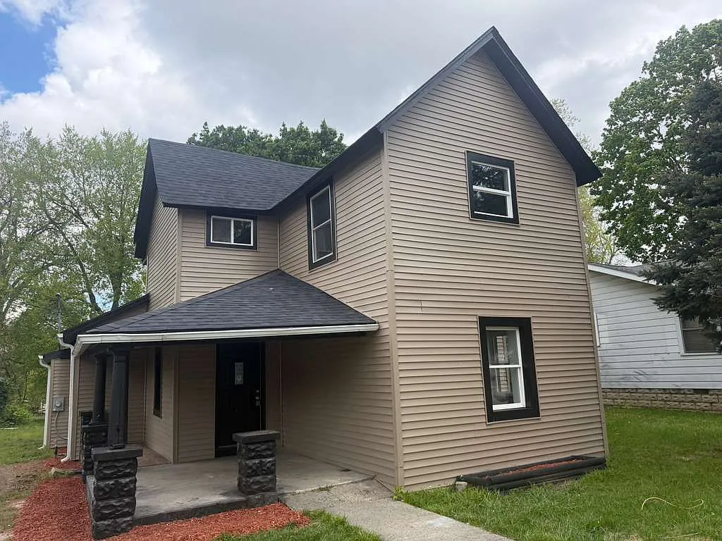 Building Photo - 806 W Virginia Ave