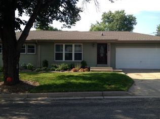 9909 W Marion St, Wauwatosa, WI 53222