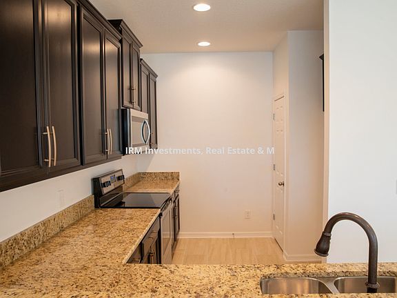 5th image of 15222 Sunrise Grove Ct