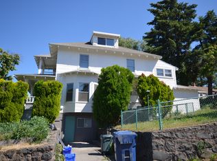 300 E 12th St APT 2, The Dalles, OR 97058