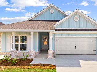 36 Gray Owl Dr E, Freeport, FL 32439