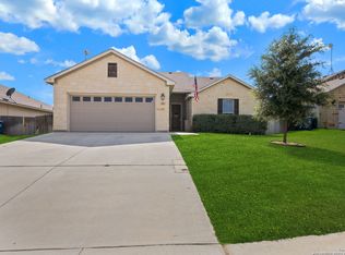 313 Iron Gate, Pleasanton, TX 78064