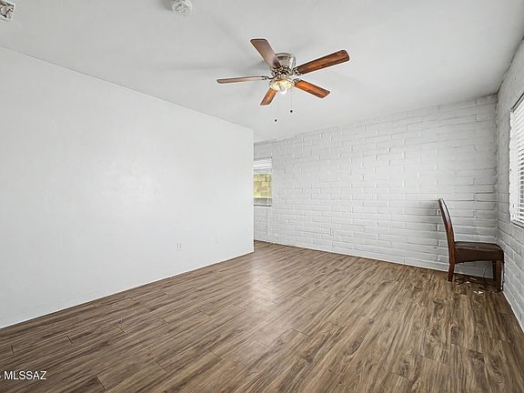2nd image of 528 W 42nd St