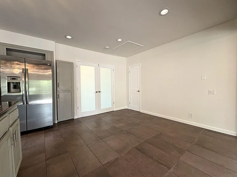 2350 Alameda De Las Pulgas — Photo 18