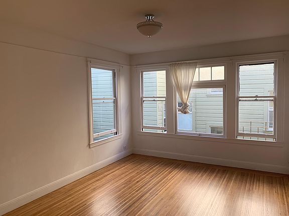 5th image of 1600 Golden Gate Ave APT 21