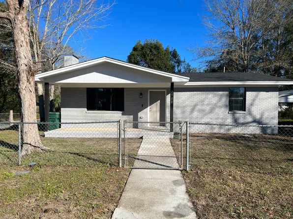 5570 Osceola St, Milton, FL 32570