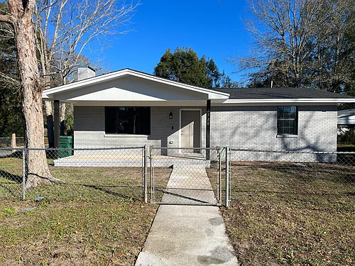 5570 Osceola St Photo 1
