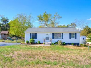 3327 Springview Dr, Christiansburg, VA 24073