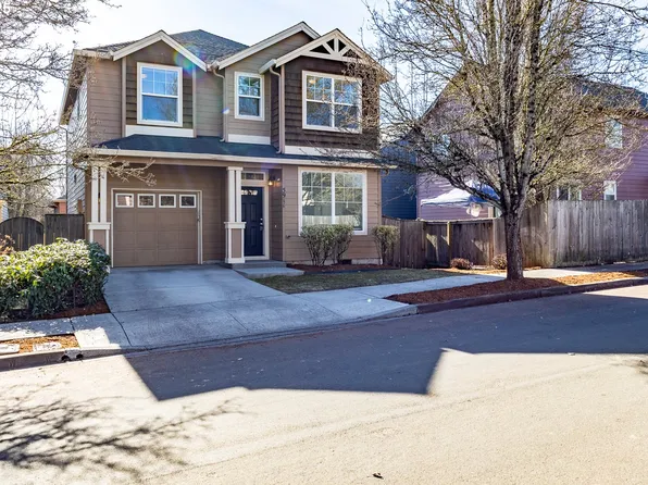 5911 NE 62nd St, Vancouver, WA 98661