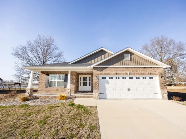 1519 Lexi Ln, Mascoutah, IL 62258