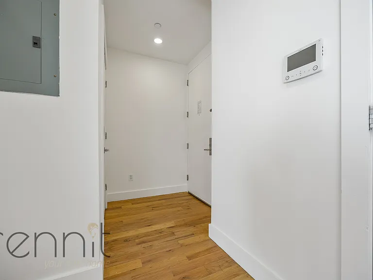 676 New York Ave #2A — Photo 6