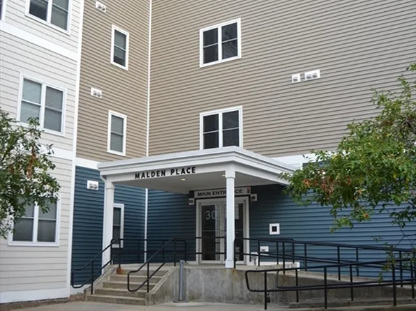 30 Franklin St Unit 205, Malden, MA 02148