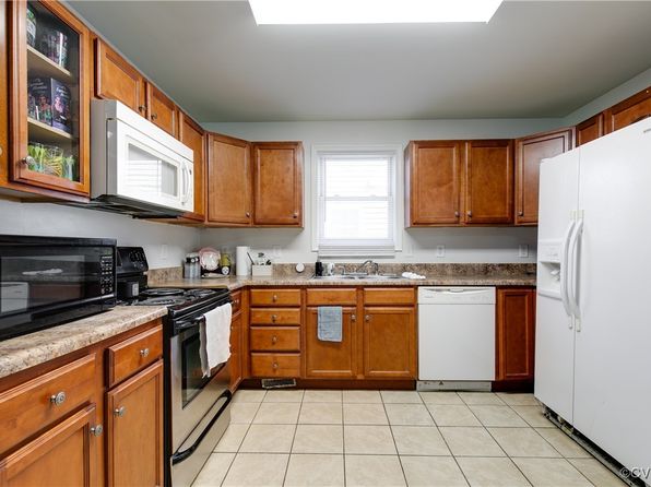 richmond-virginia-82556806 picture