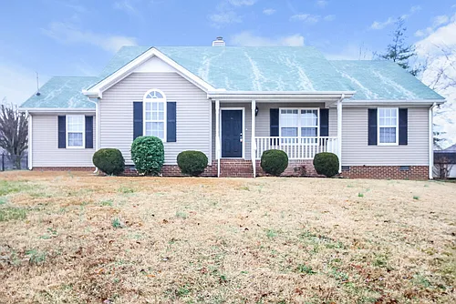 1906 Landmark Ln Photo 1