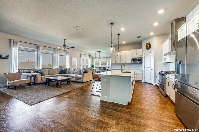 12825 Ozona Rnch — Photo 3