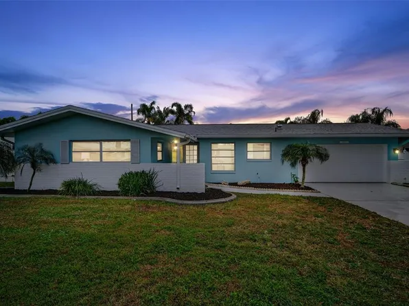 13924 Barbados Dr, Seminole, FL 33776