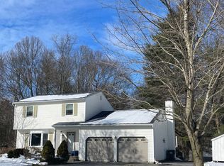 28 Carriage Way, Ballston Spa, NY 12020