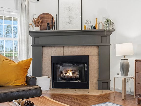 5th image of 3216 Eaglecrest Cir