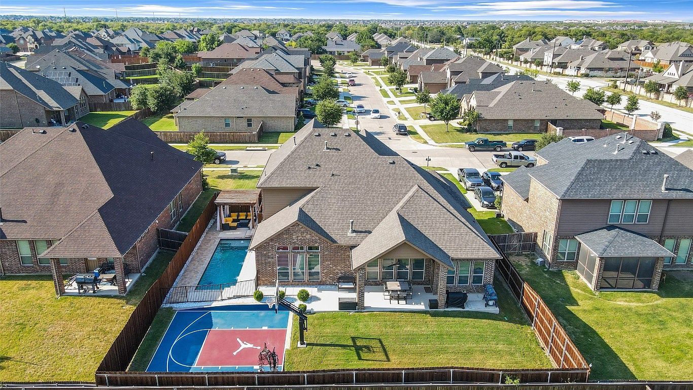 2911 Ladoga Dr, Grand Prairie, TX 75054 MLS 20388820 Zillow