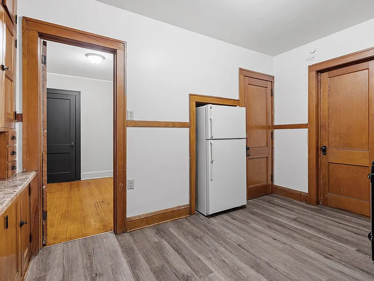 Welcome to Central Lakes of Uptown, where contemporary design meets vintage charm. Enjoy spacious layouts with elegant woodwork and modern amenities. Your perfect home awaitsschedule a tour today and see for yourself!