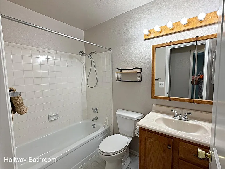 3677 S Norfolk Way — Photo 7