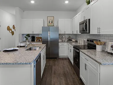 Glen: 3 BD | 2.5 BA | 1673 SQFT